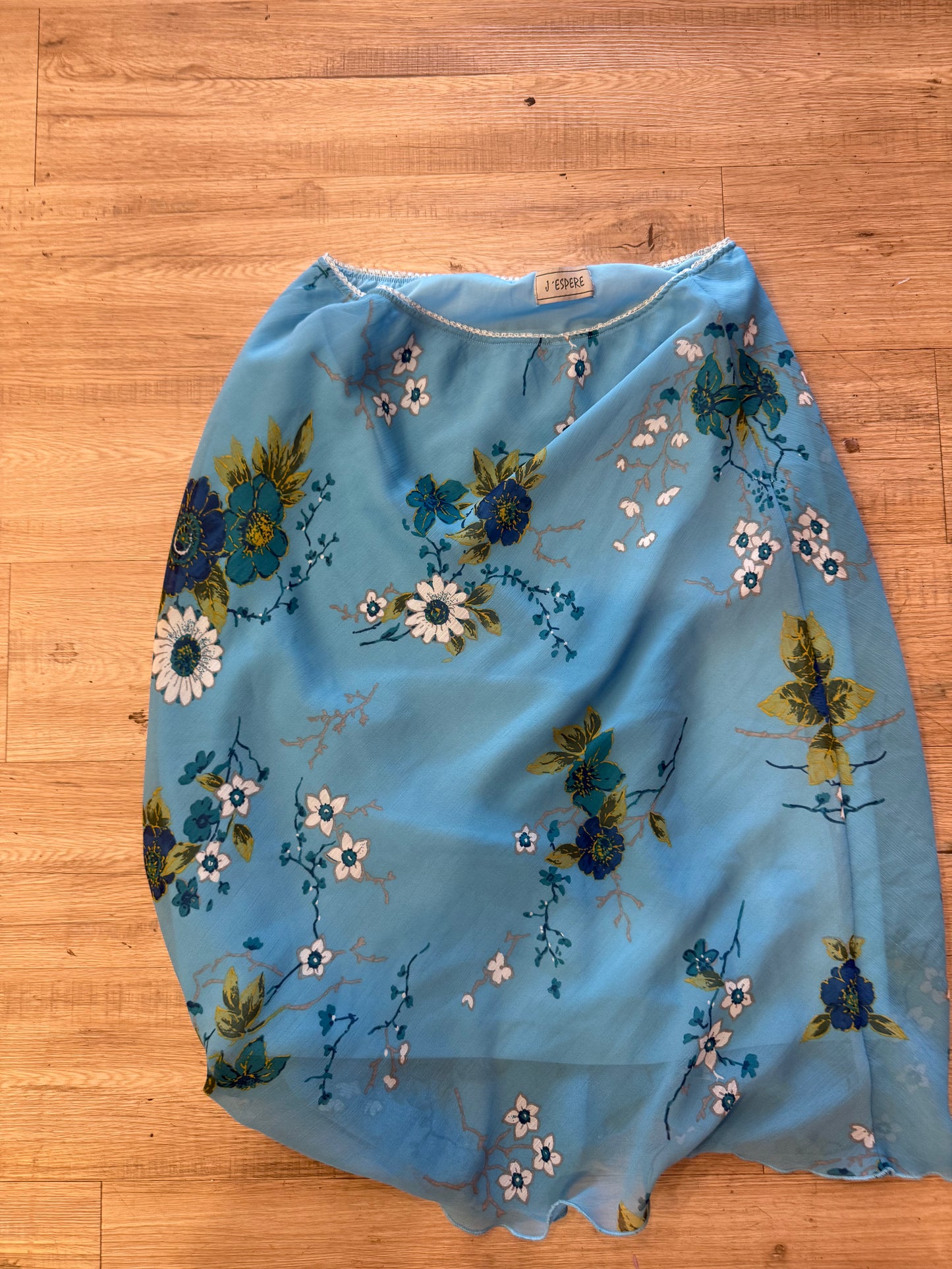 J’ESPERE Vintage 90s Light Blue Floral Chiffon Midi Skirt