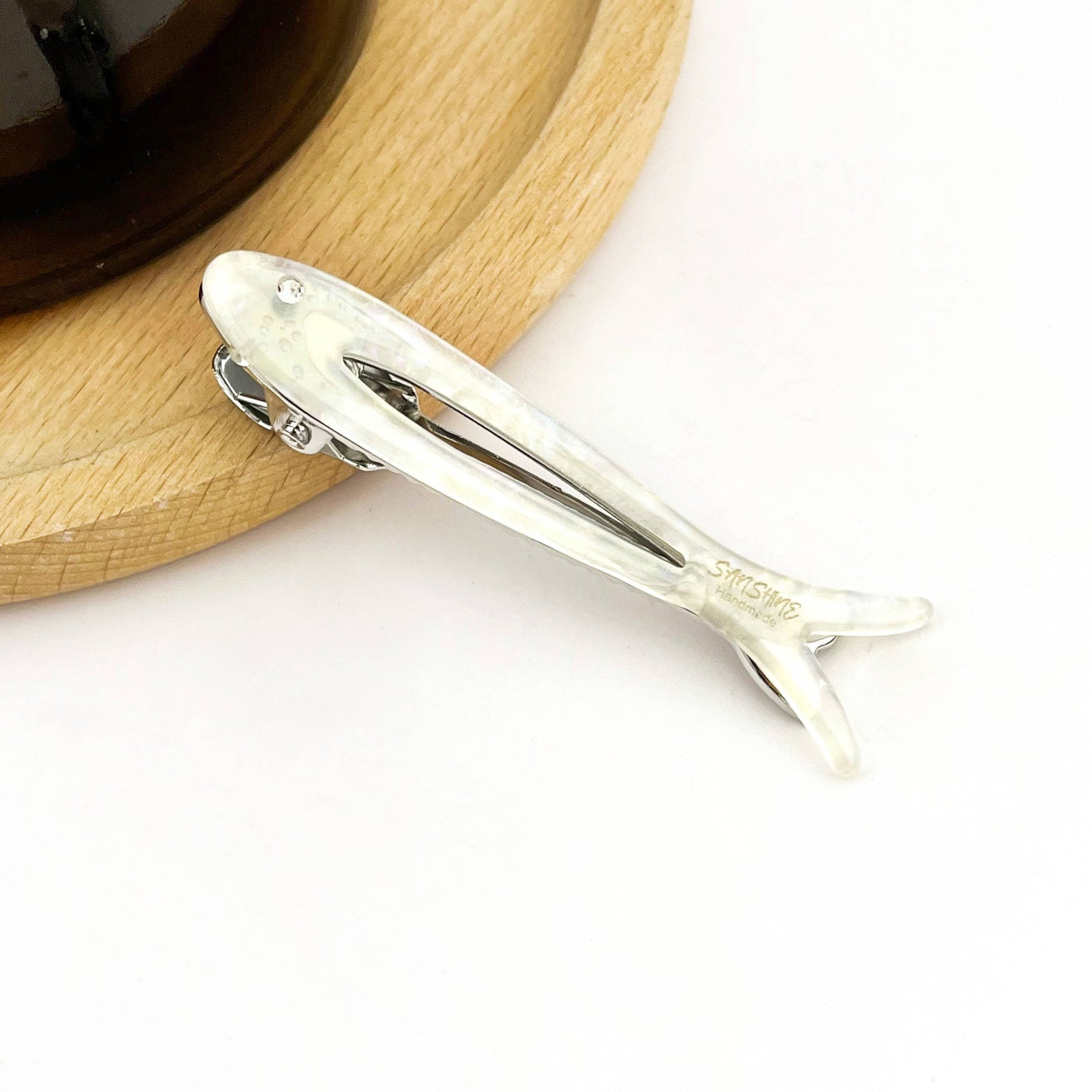 Hollow Fishbone Acetate Duckbill Hair Clip