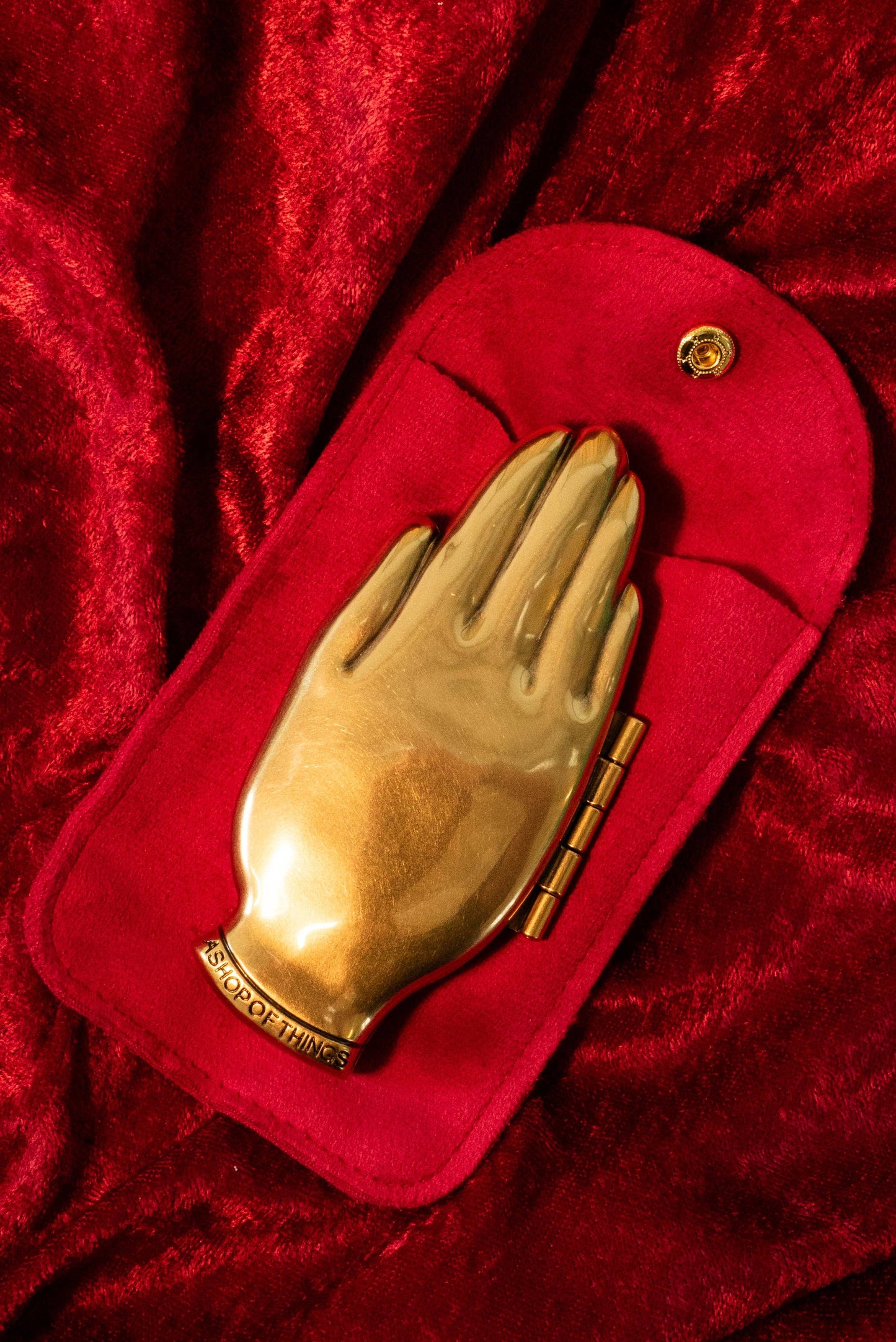 "A Helpful Hand" Handheld Compact