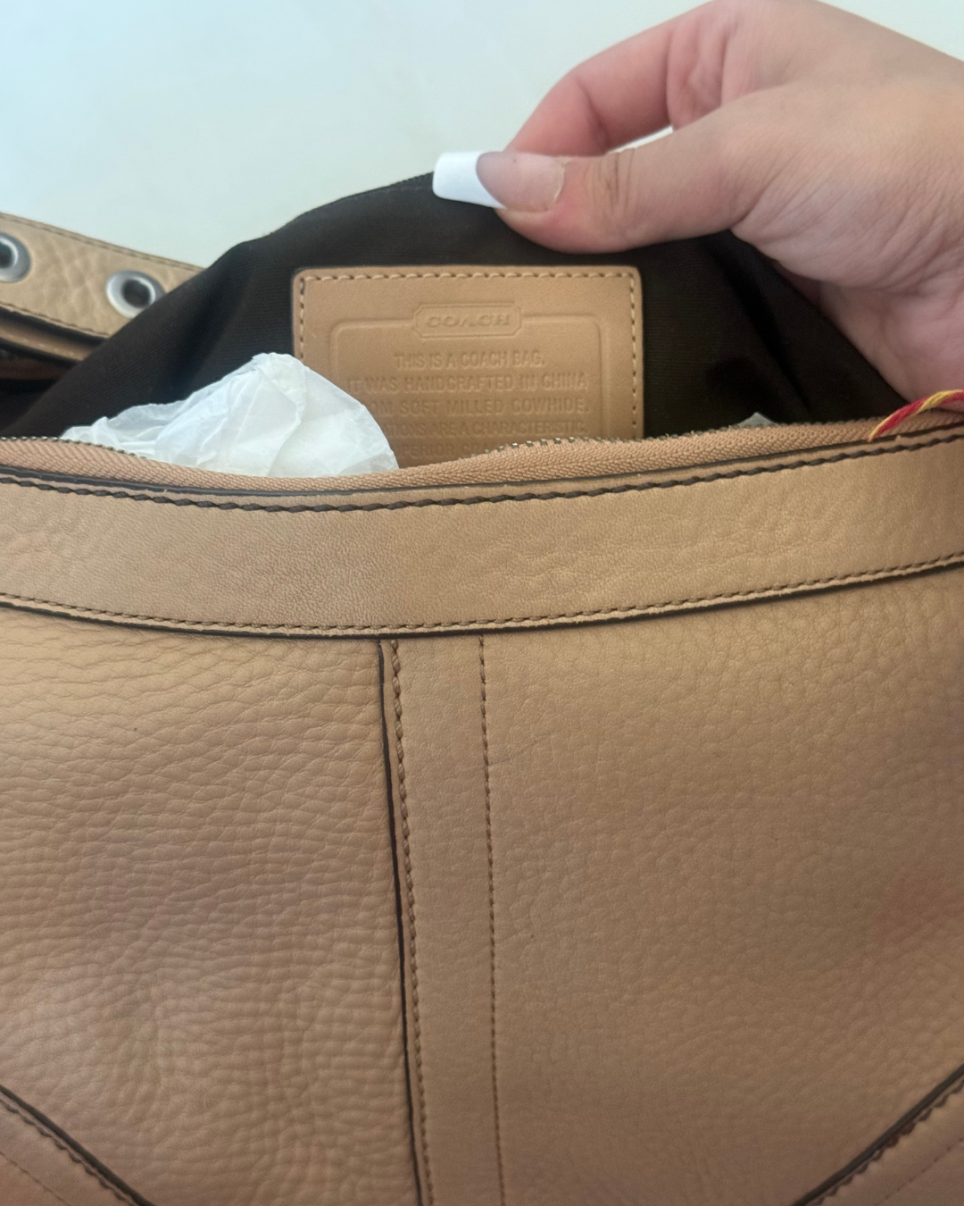 Vintage Coach Madison Pebbled Leather Duffle Hobo Bag – Tan Brown