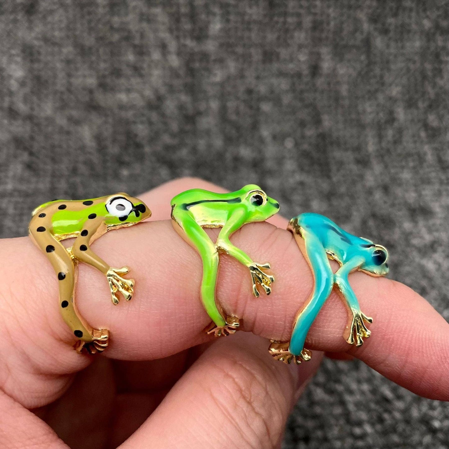 Enamel Tree Frog Ring