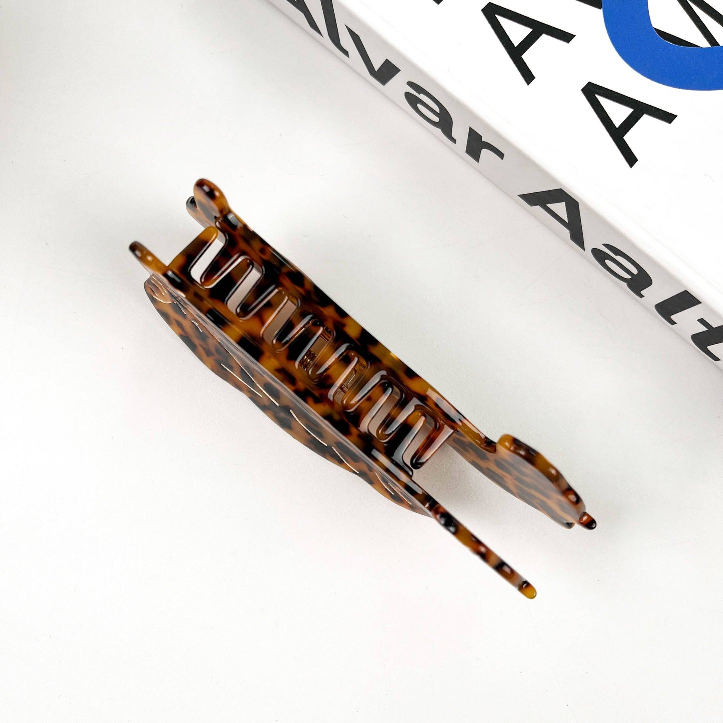 Jaguar Acetate Claw Clip