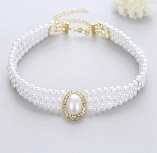 Baroque Pearl Choker with Pendant