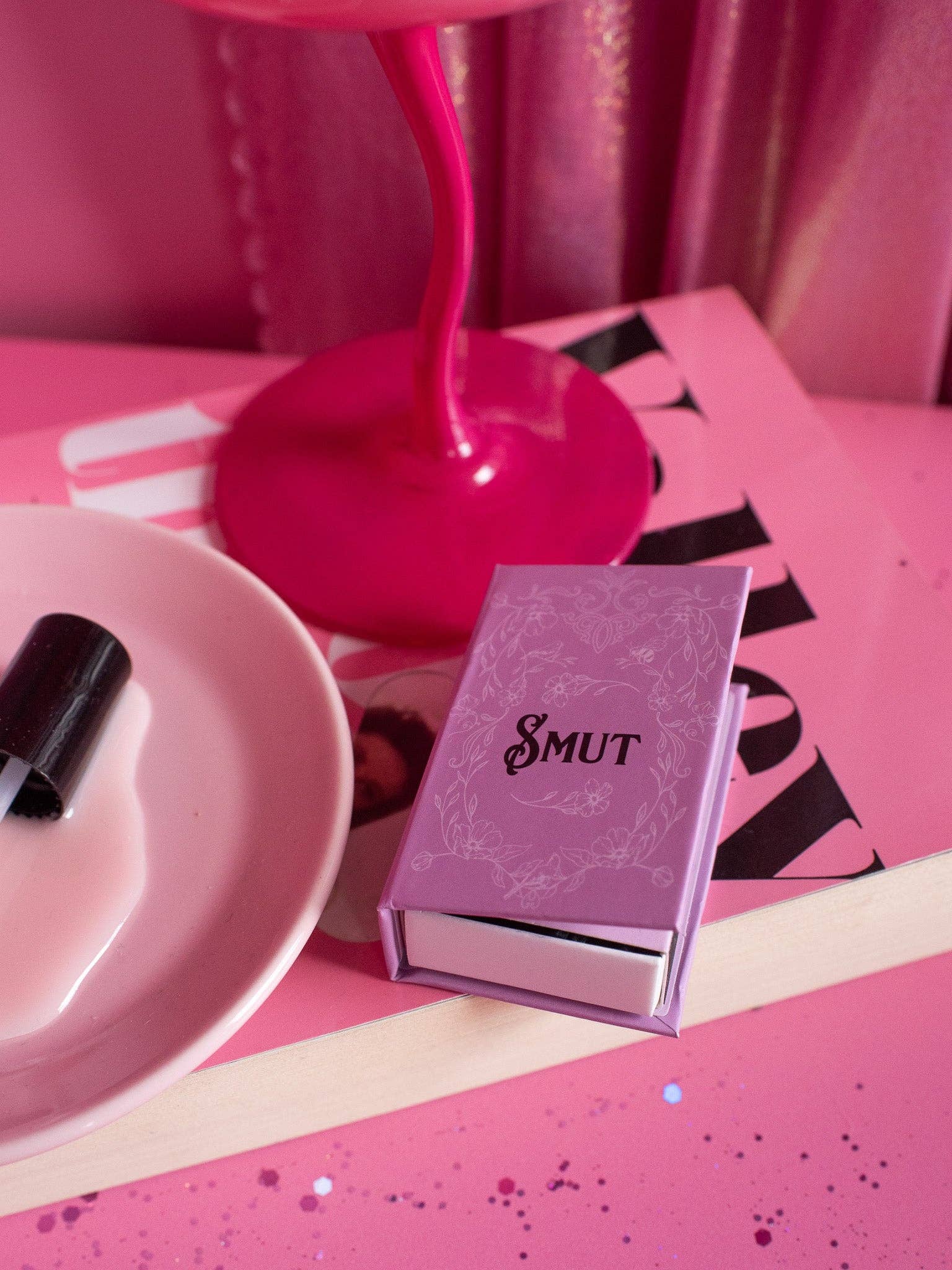 "SMUT" Matchbook