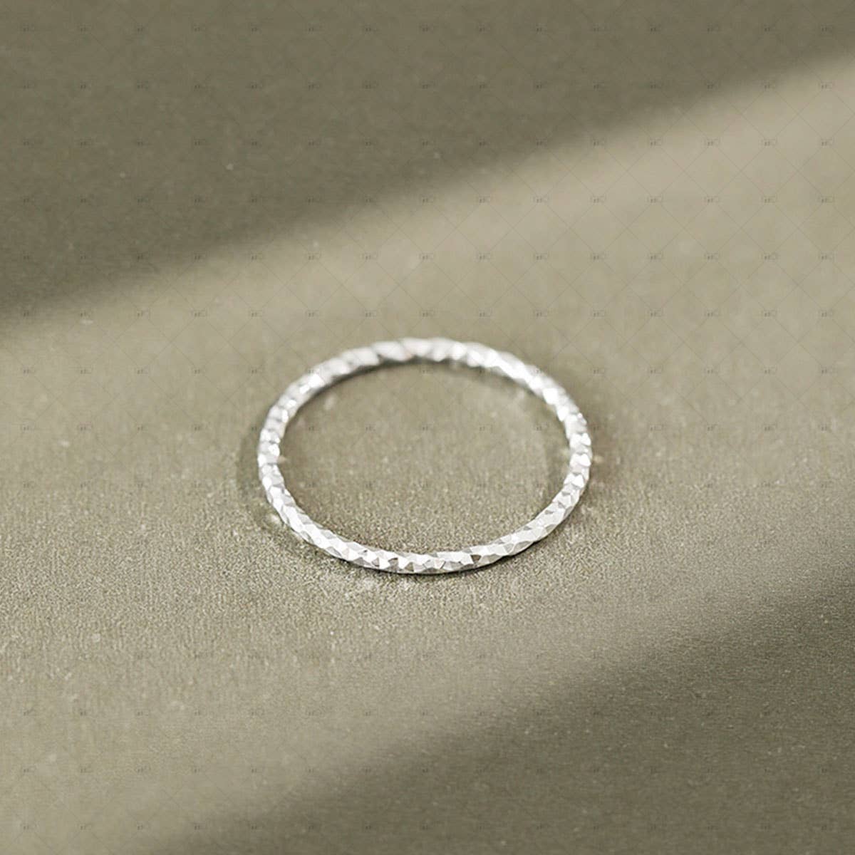 Thin Silver Sparkle Pattern Ring