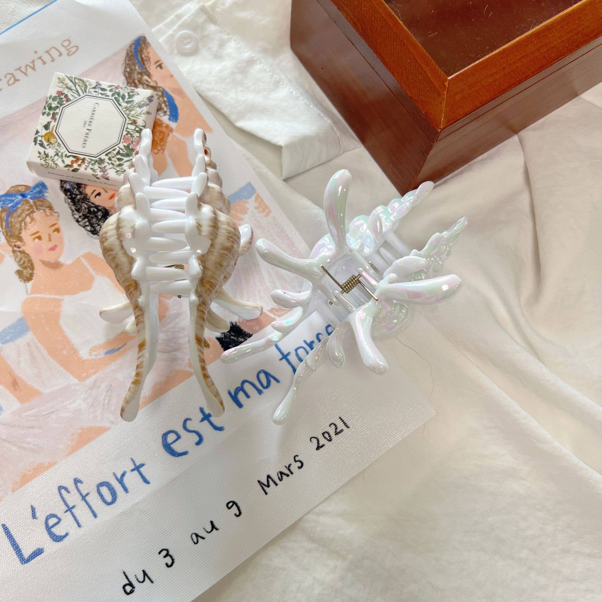 Ocean-Inspired Seashell Hair Claw Clip