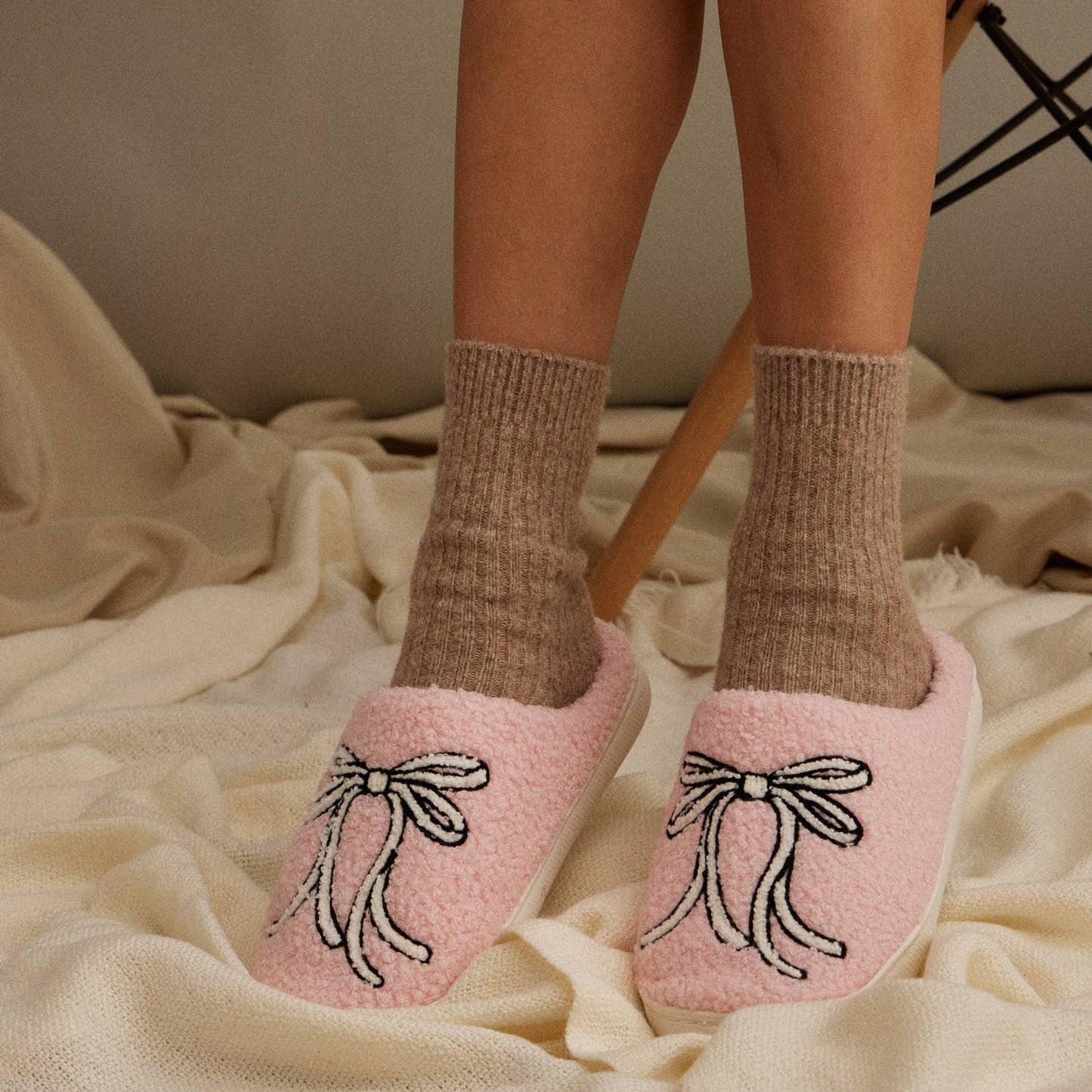 Large Ribbon Home Slippers